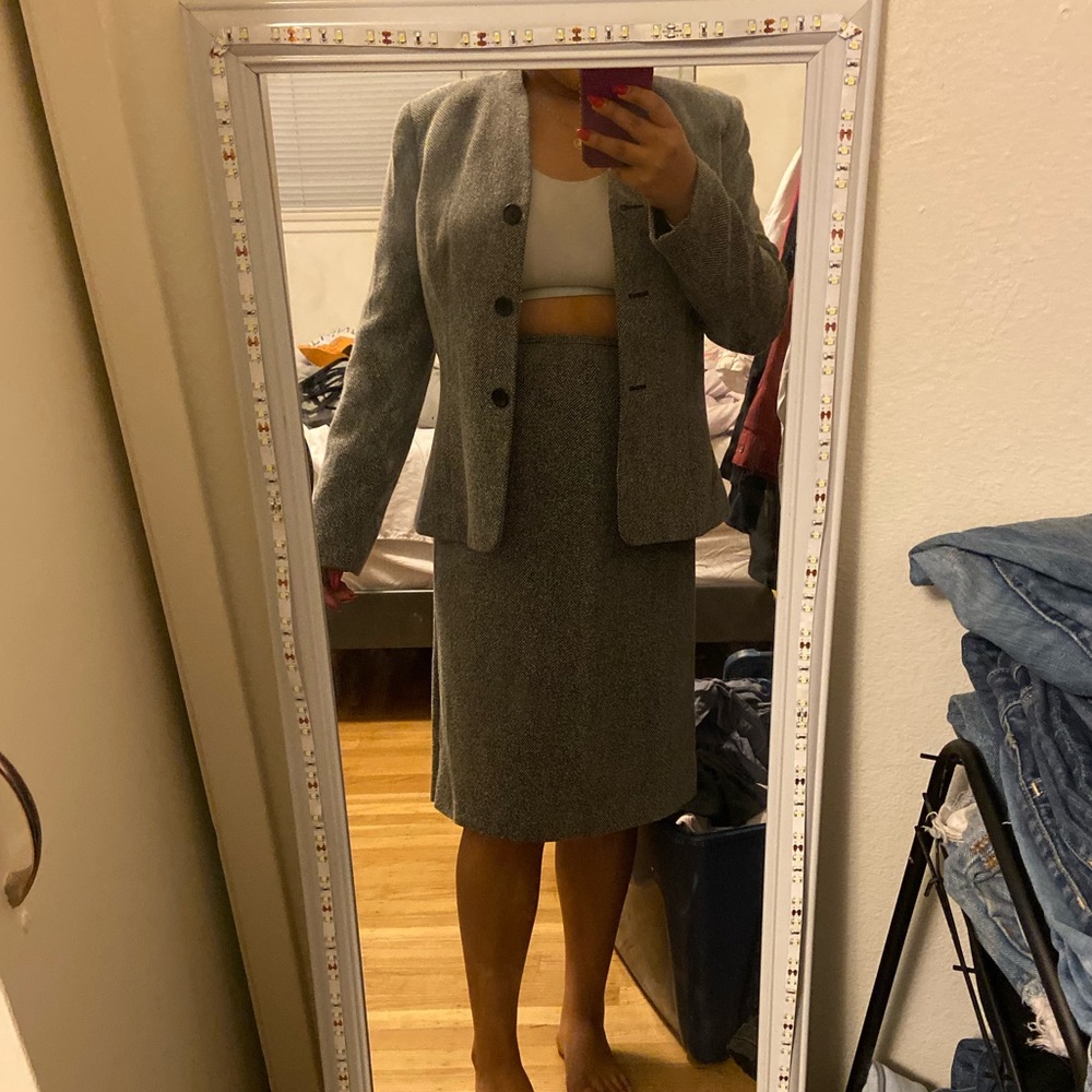 Suit!